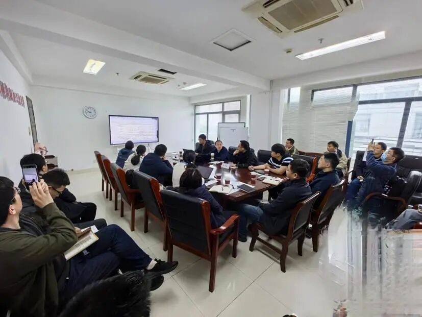 e037c6d8b5811fd98a3c782d8a1730d7